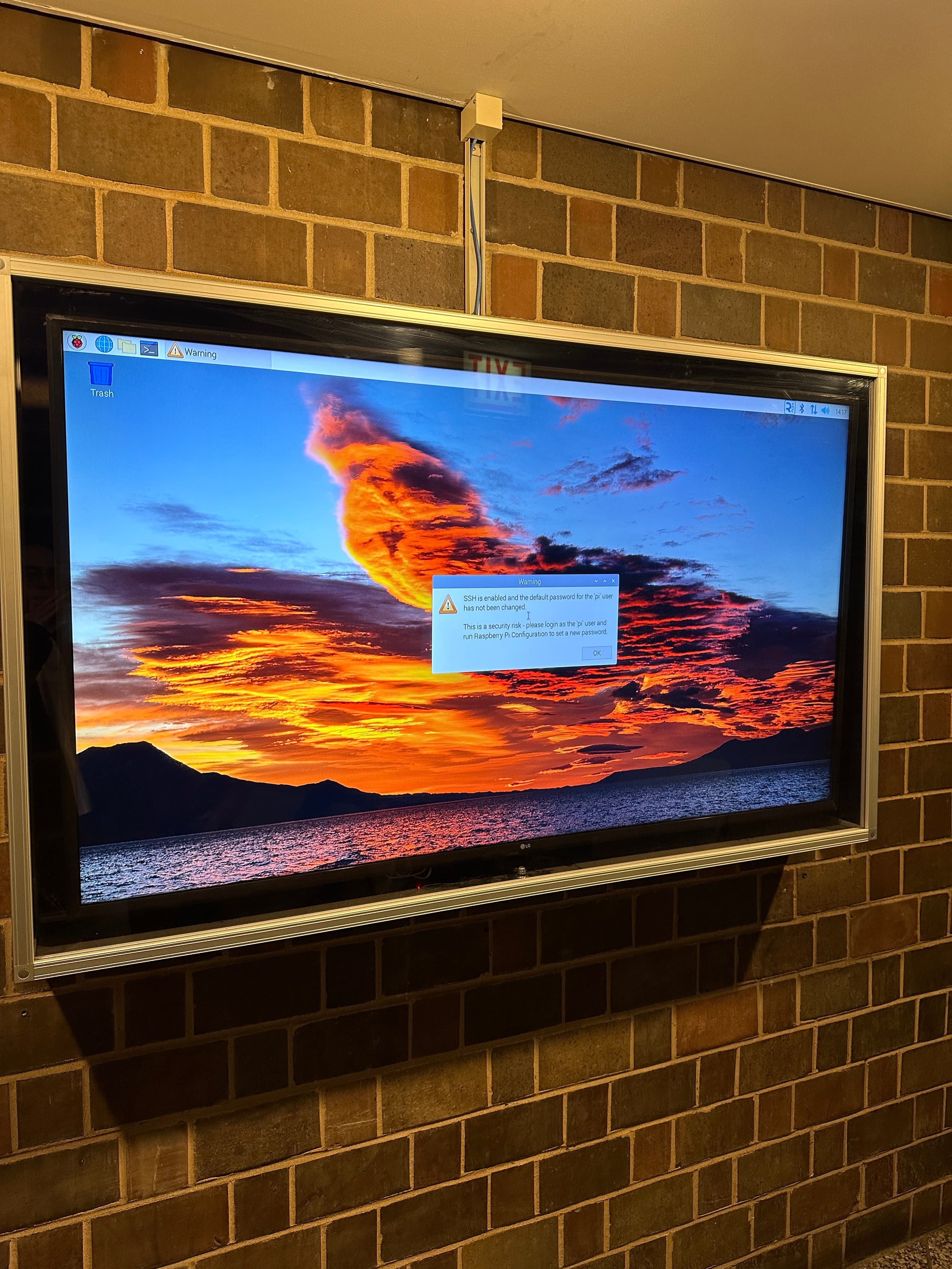Raspberry Pi Displays 22